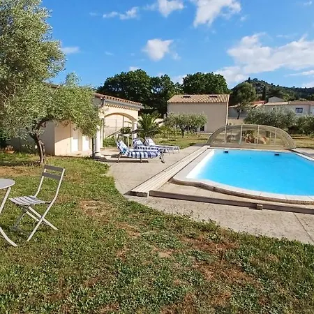 Le Christolive Victor La Coste Apartmán